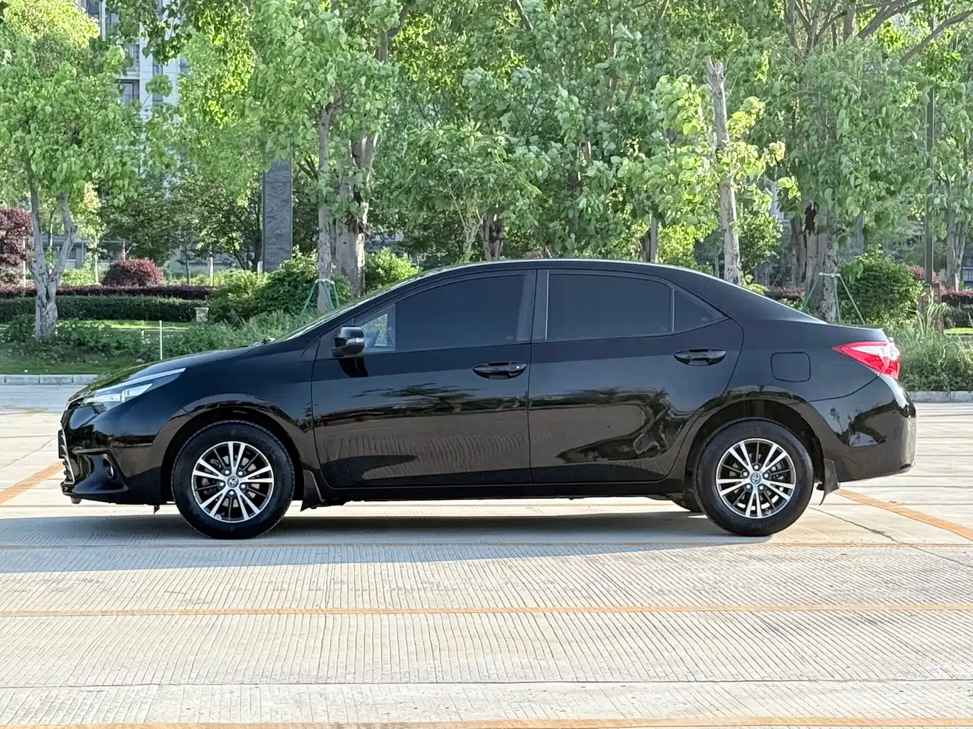 Toyota Levin 2016 1.6G CVT Elite Edition фото 7