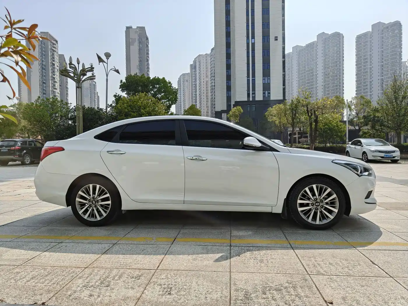 HYUNDAI NAME PICTURE