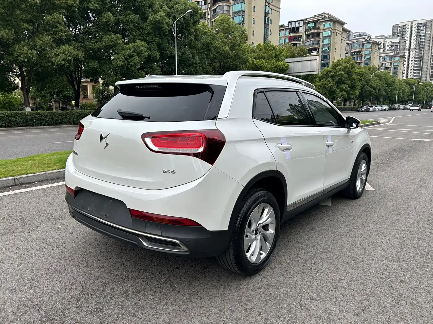 DS 6 2016 2016 1.6T Elegance THP160