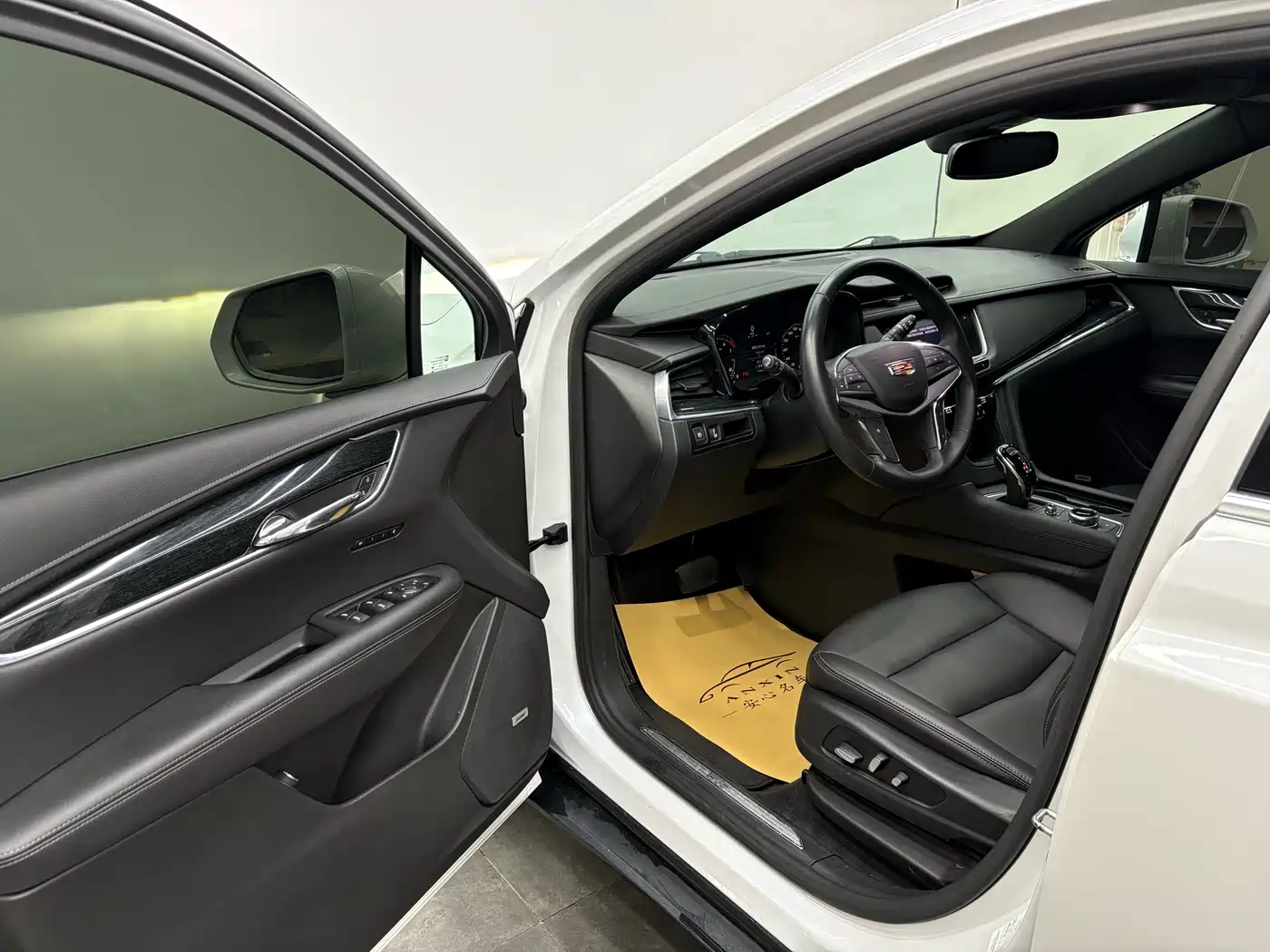 Cadillac XT5 2020 28T Luxury Model фото 7