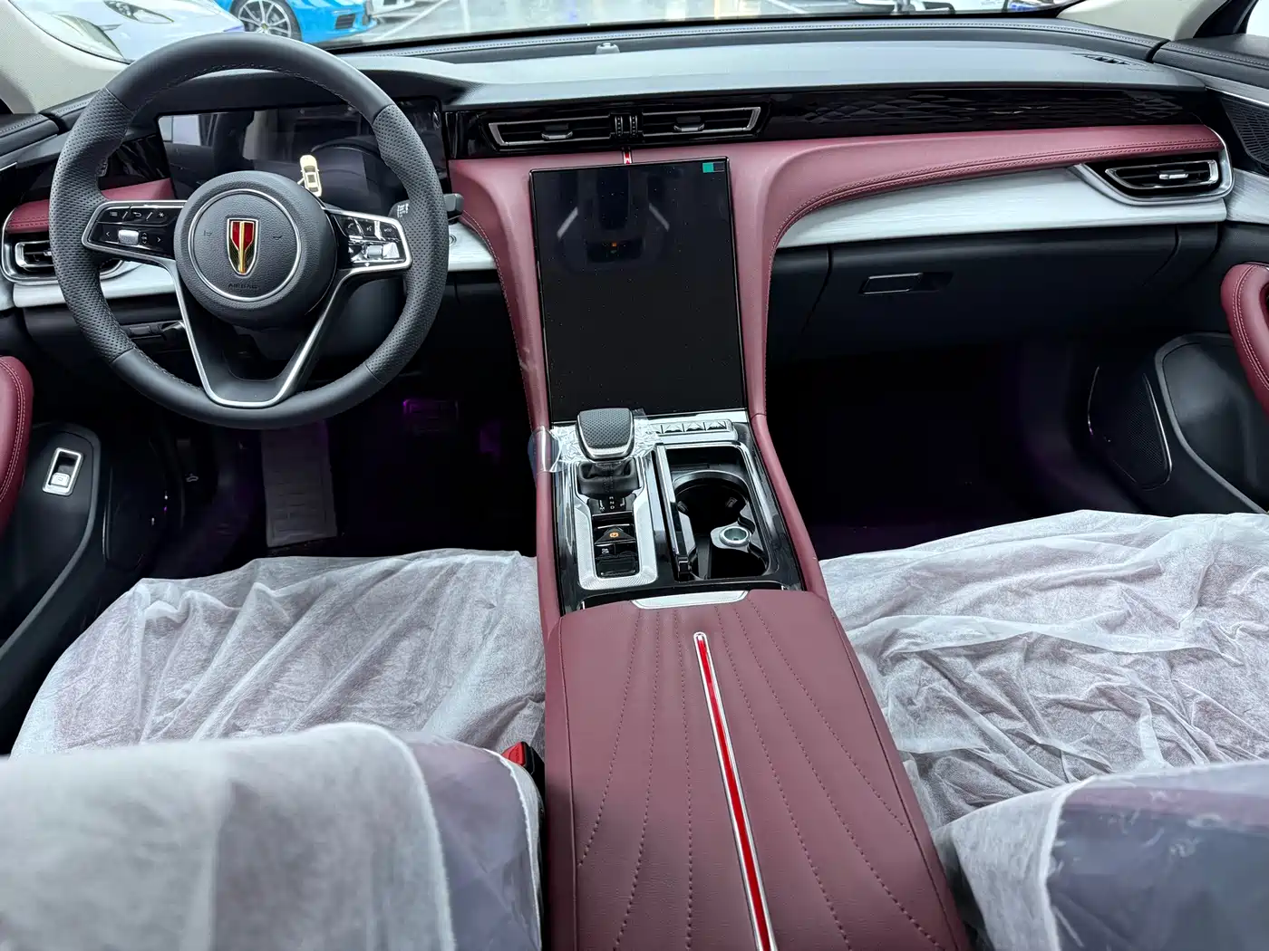 Hongqi H5 2025 1.5T DCT Flag Rhythm 500,000 Units Memorial Edition фото 7