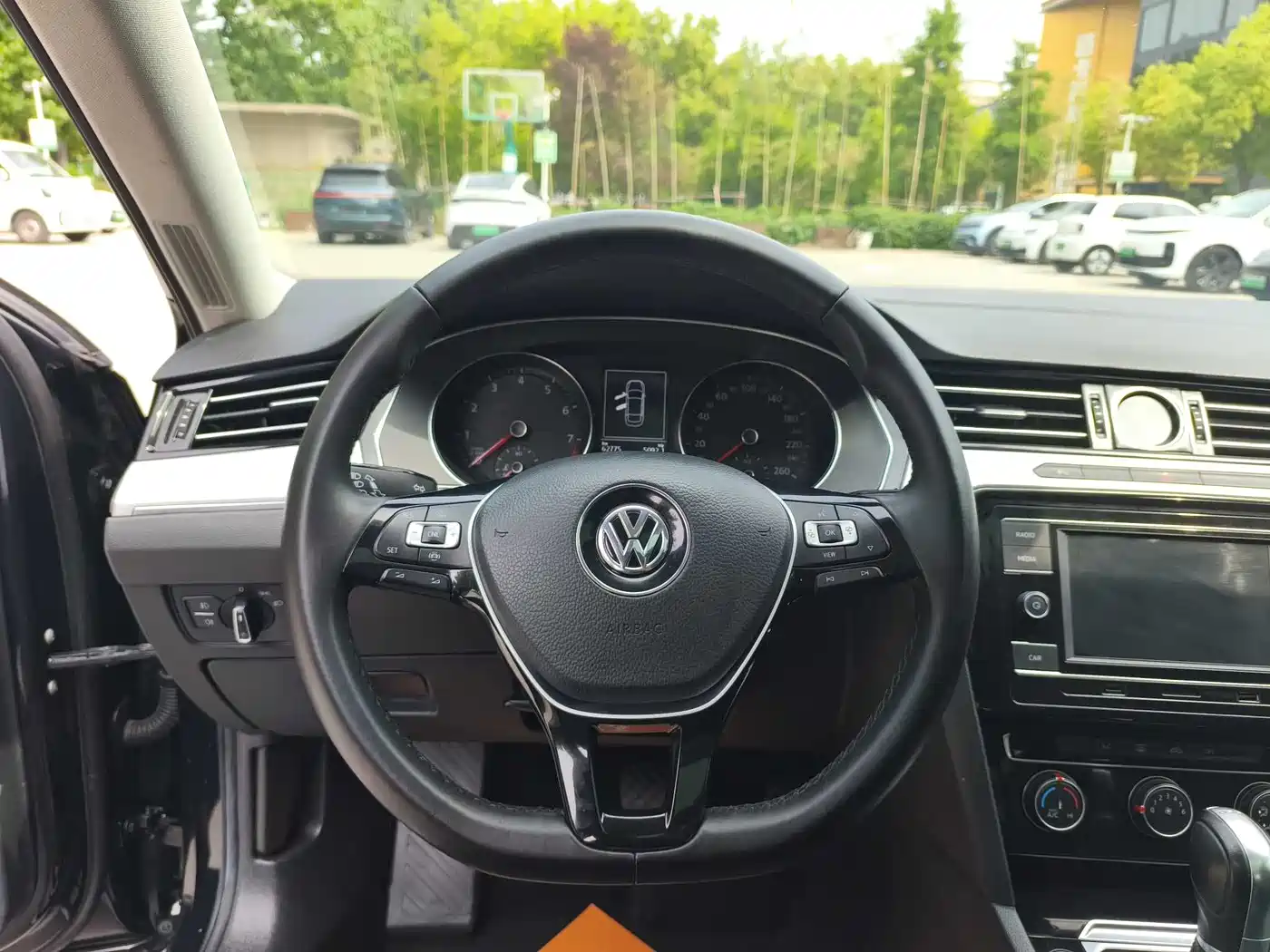 Volkswagen Magotan 2019 330TSI DSG Leading China V фото 5