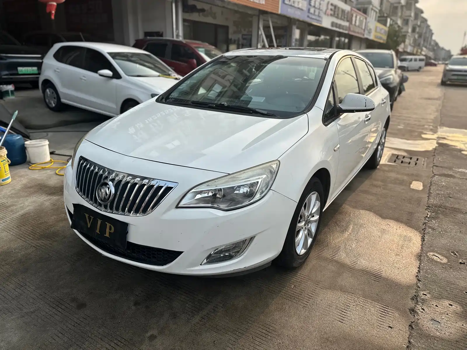 Фото 1 - Buick Excelle