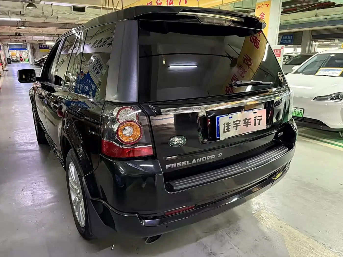 Land Rover Freelander 2 2013 2.0T Si4 SE Petrol Version фото 5