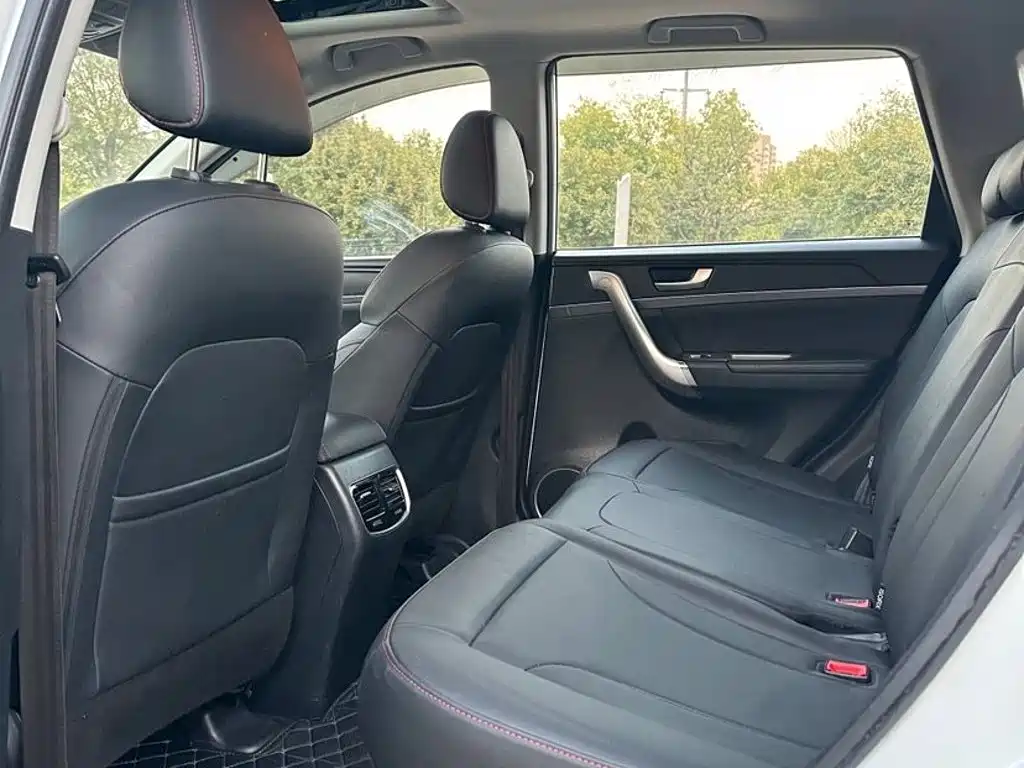 Фото 7 - Haval M6