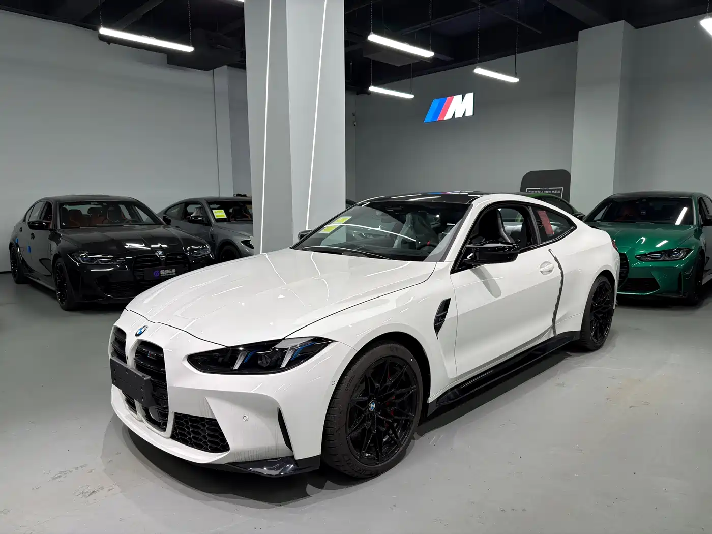BMW M4 2024 BMW M4 Coupe M xDrive Competition