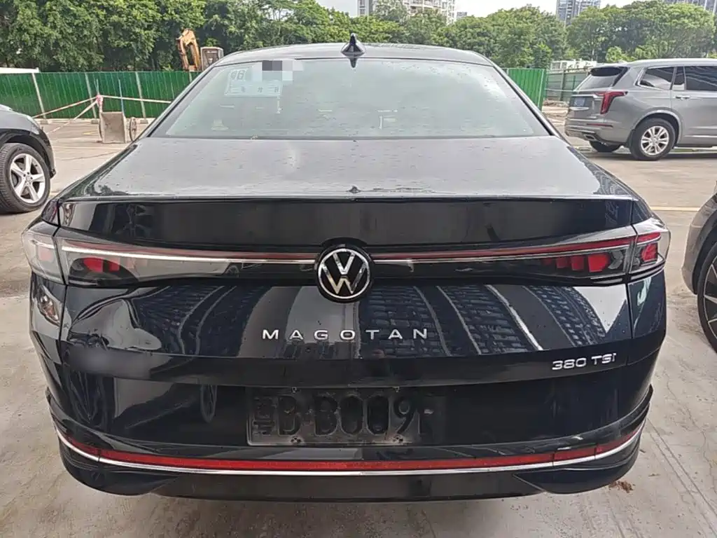 Фото 4 - Volkswagen Magotan