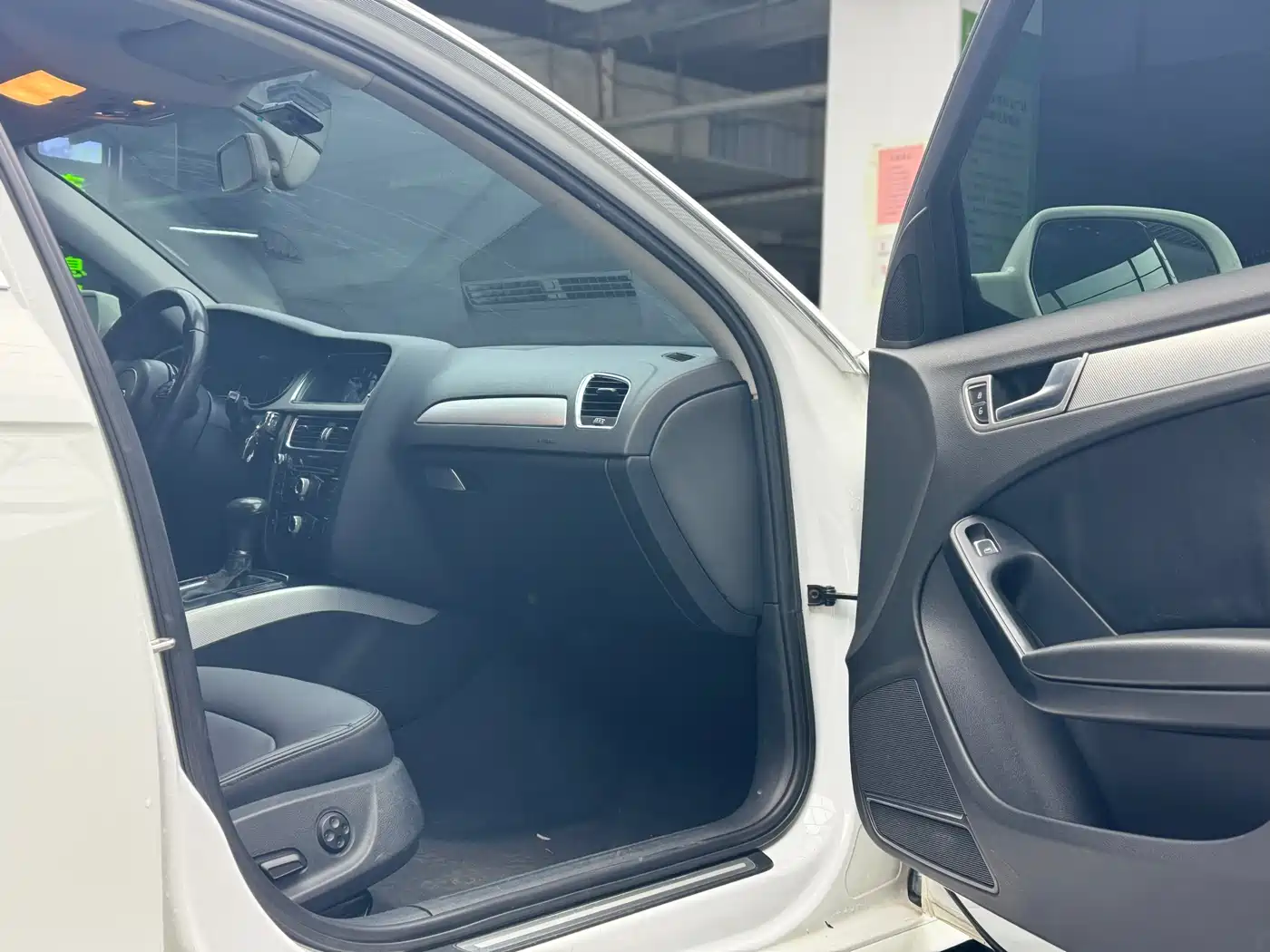 Audi A4L 2013 35 TFSI Automatic Standard фото 14