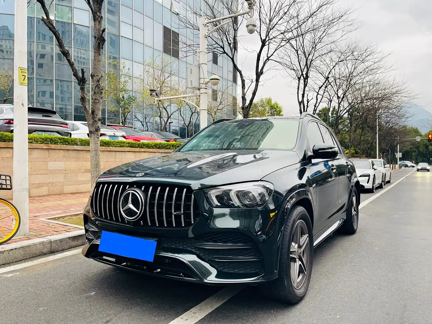 MERCEDES-BENZ GLE