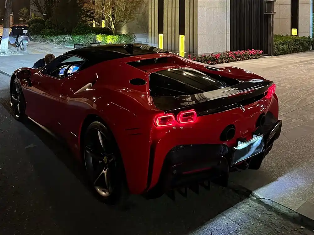 Ferrari SF90 2022 2020 3.9T V8 Stradale