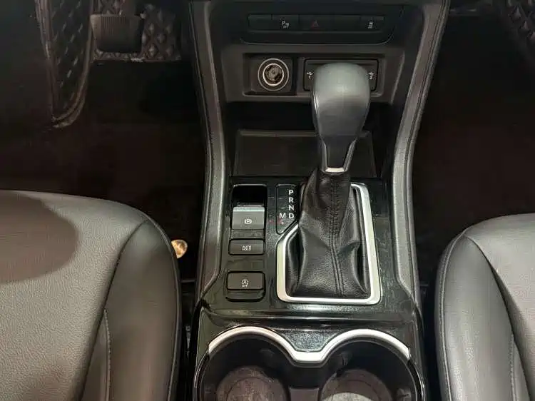 JEEP GRAND COMMANDER
