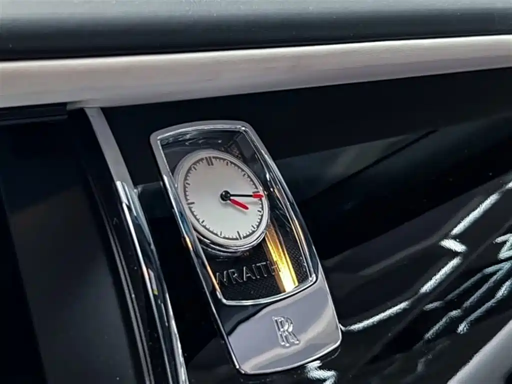 Фото 6 - Rolls-Royce Wraith
