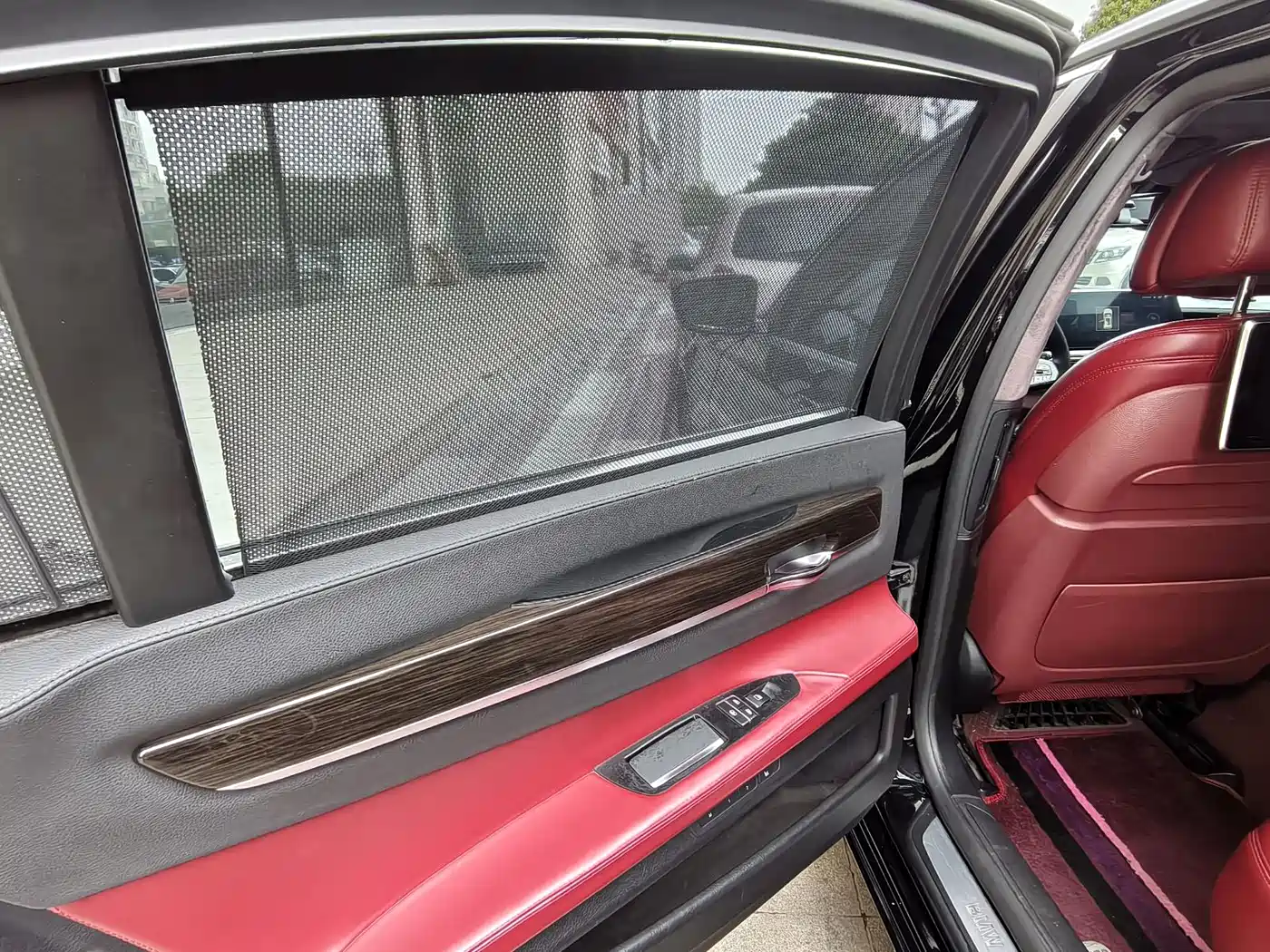 BMW 7 Series 2013 Model 730Li Luxury фото 15