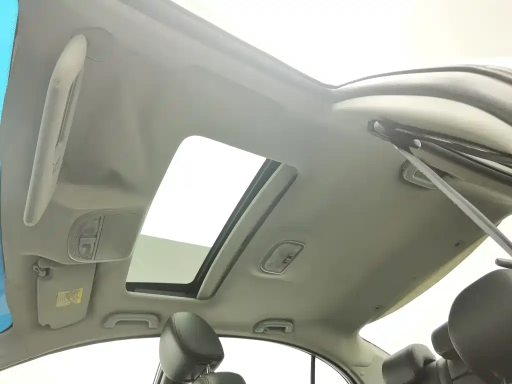 Geely Emgrand 2015 2015 Sedan 1.5L Manual Upward Edition
