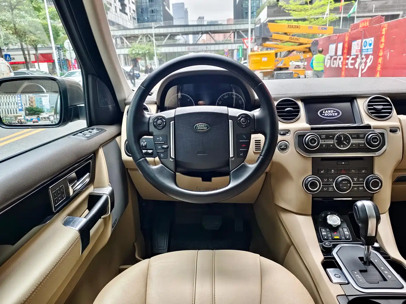Land Rover Discovery 2012 3.0 SDV6 HSE Diesel фото 13