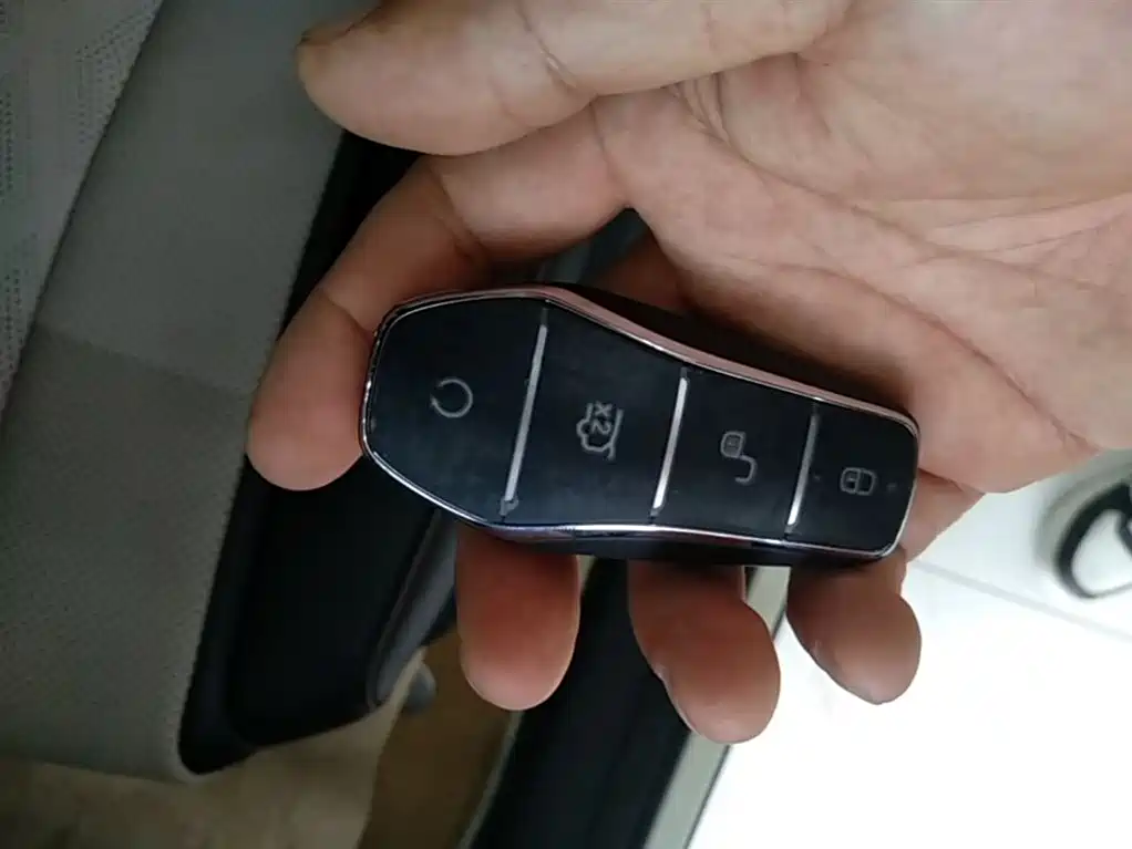 BYD Han 2025 DM-i Smart Driving Edition 125KM LiDAR Flagship фото 9