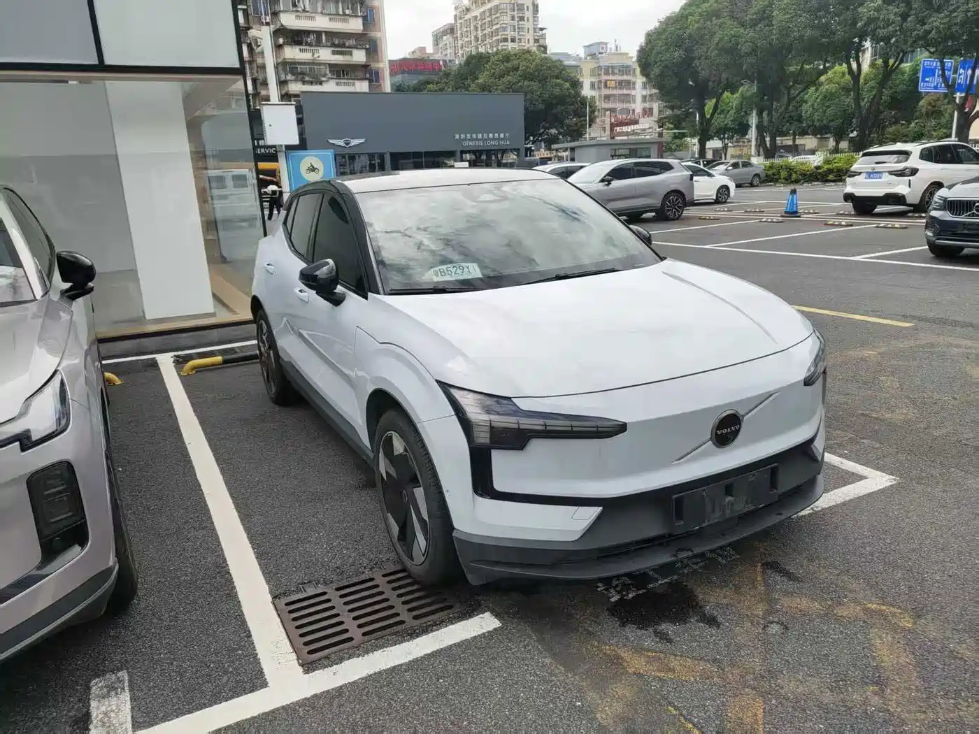 Volvo EX30 2024 2025 RWD Long Range Ultra
