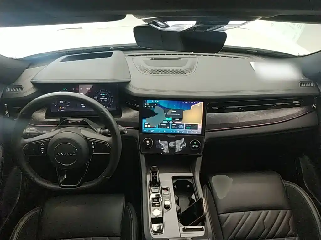 Lynk & Co 09 2022 2021 2.0T Halo 6-Seater