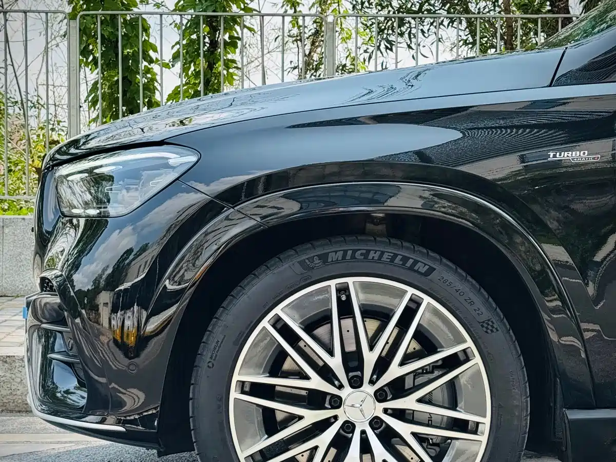 MERCEDES-BENZ GLE AMG