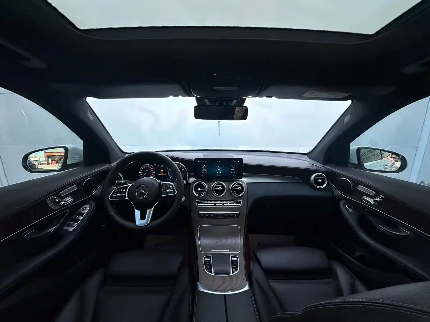 Mercedes-Benz GLC 2020 GLC 300 L 4MATIC Dynamic фото 5