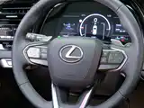 Фото 10 - Lexus RX