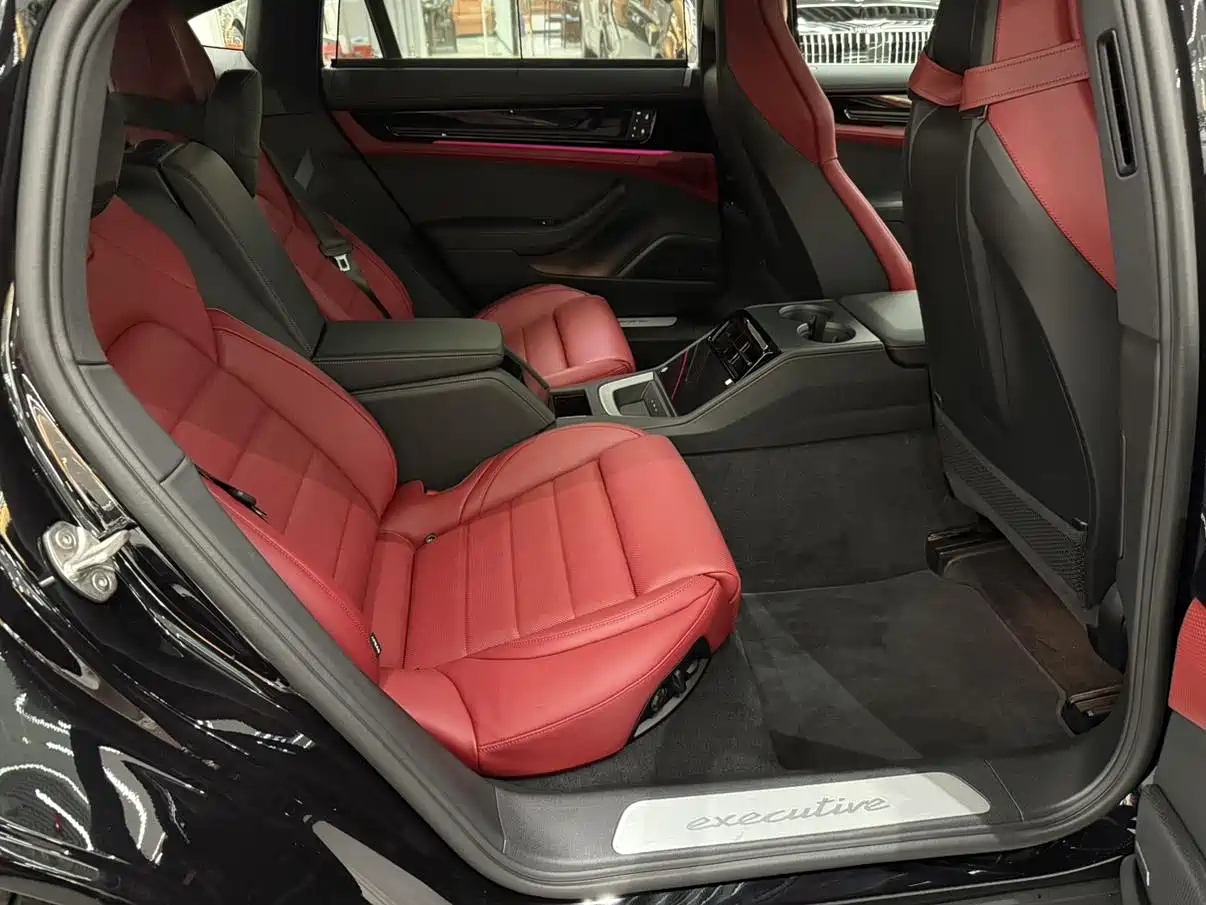 Porsche Panamera 2026 Panamera 4 Executive Long Wheelbase 2.9T фото 11