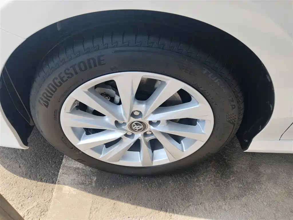 Toyota Camry 2021 2.0G Luxury Edition фото 24
