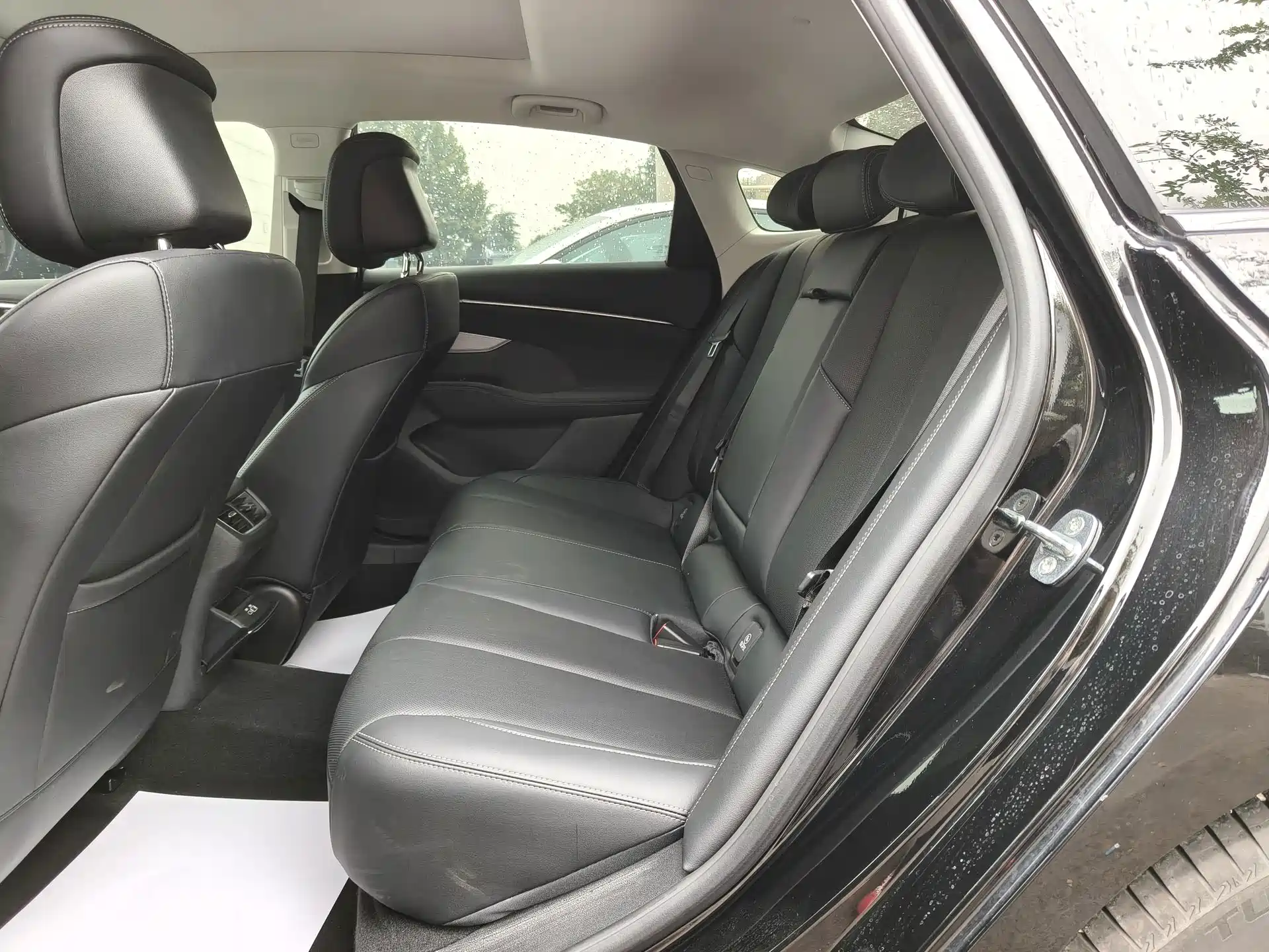 Photo 7 - Buick LaCrosse
