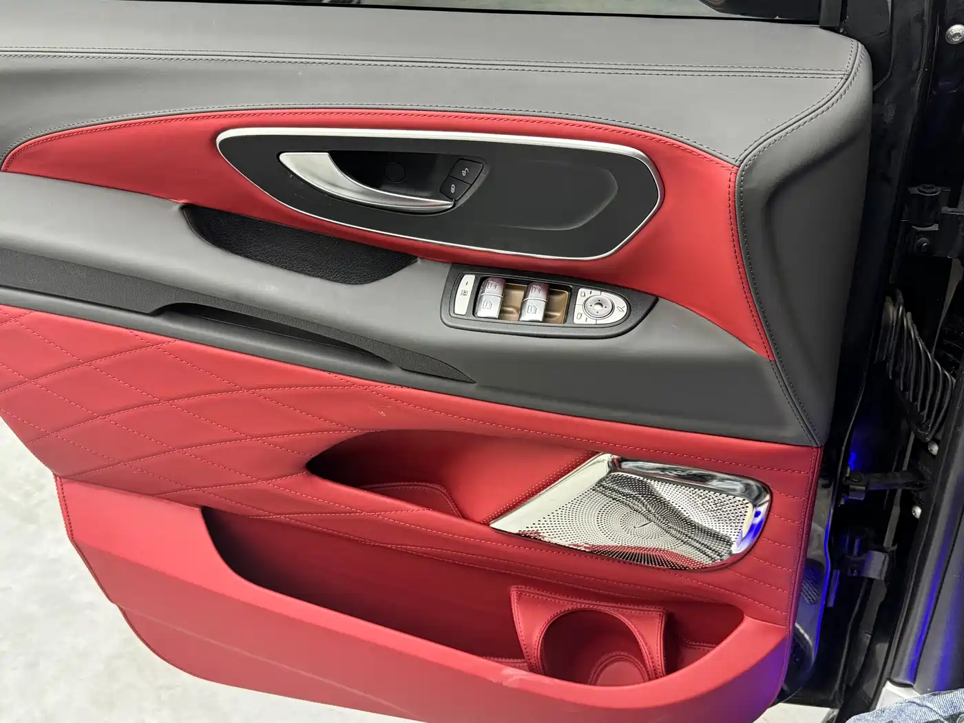 Mercedes-Benz Vito 2016 2.0T Elite Edition фото 8