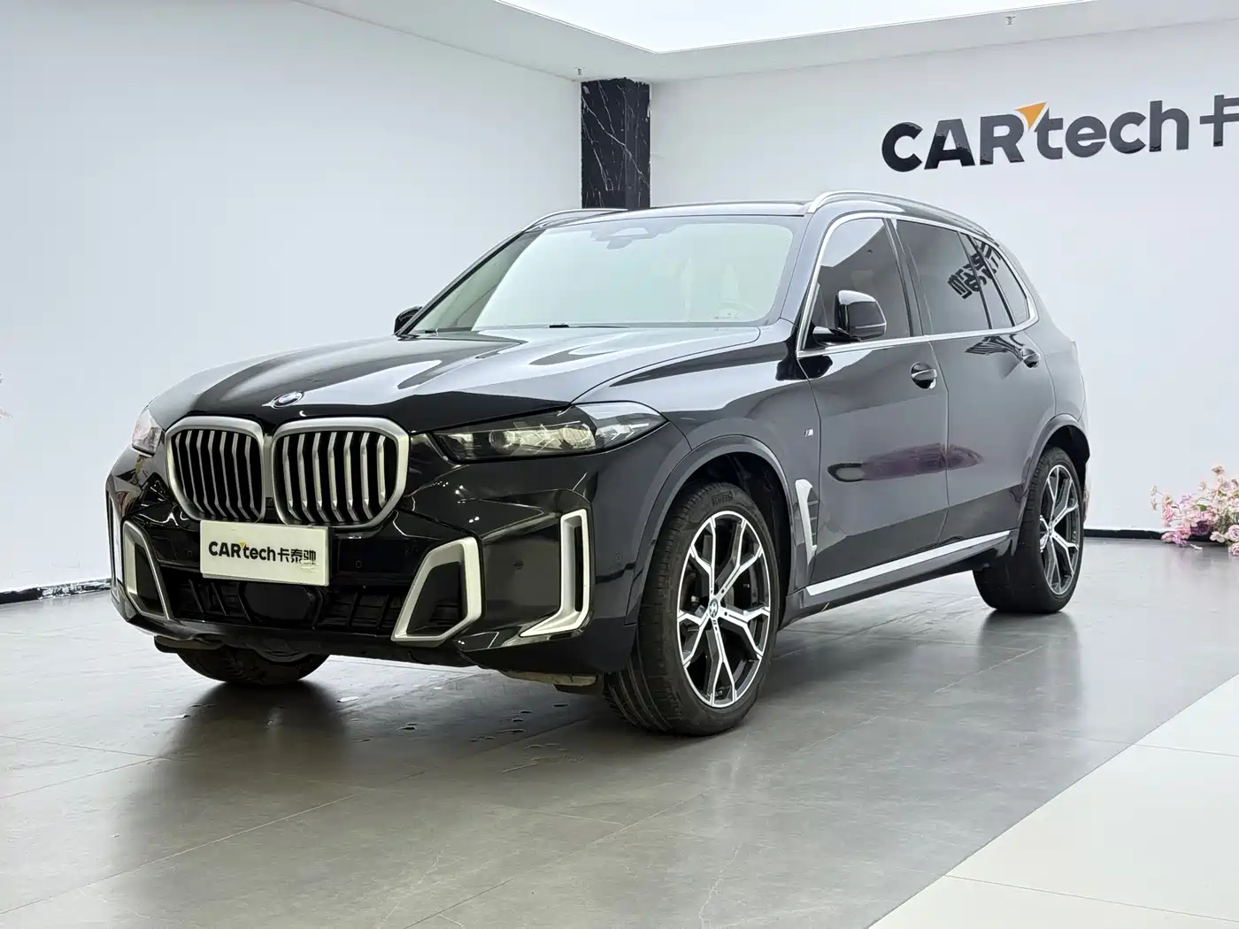 BMW X5 2023 xDrive 30Li Premium M Sport Package