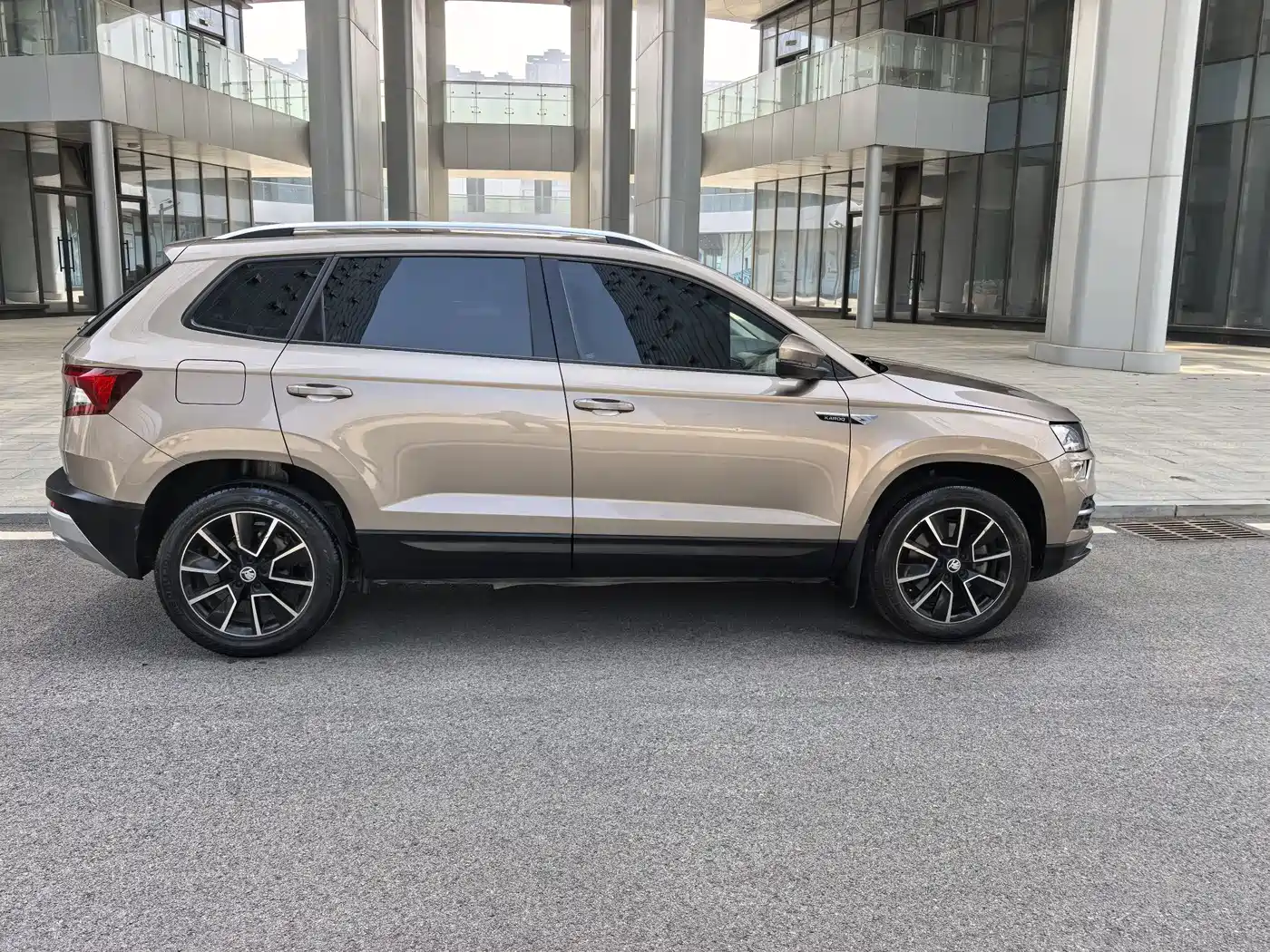 Škoda Karoq 2018 TSI280 Luxury Edition China V фото 4