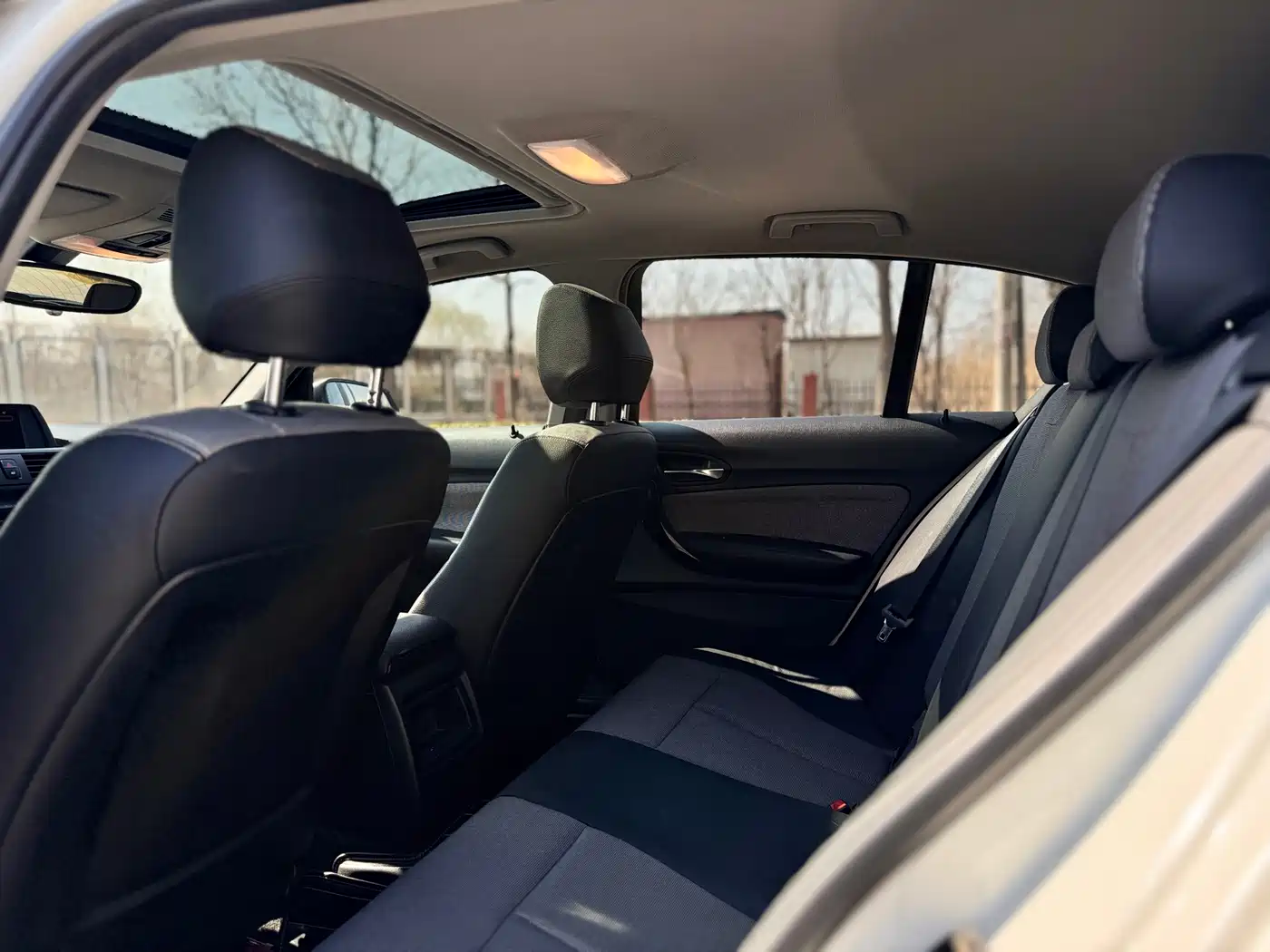 BMW 1 Series (Import) 2013 Facelift 116i Urban Model фото 20