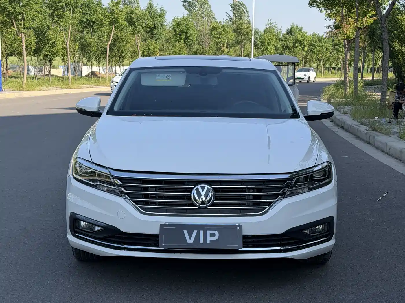 Volkswagen Lavida 2022 1.5L Auto Comfort Edition фото 2