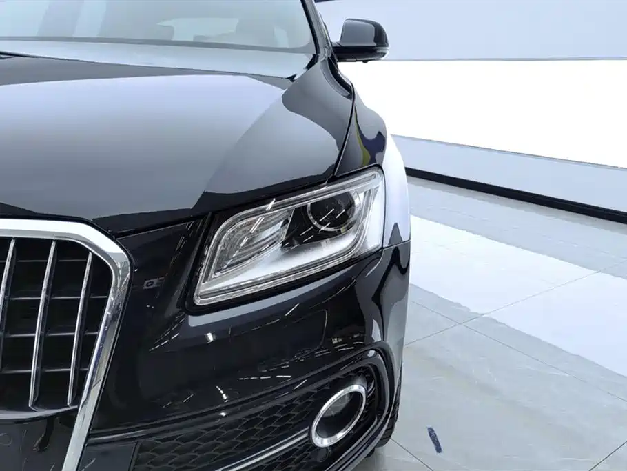 Audi Q5 2018 2017 Plus 40 TFSI Progressive