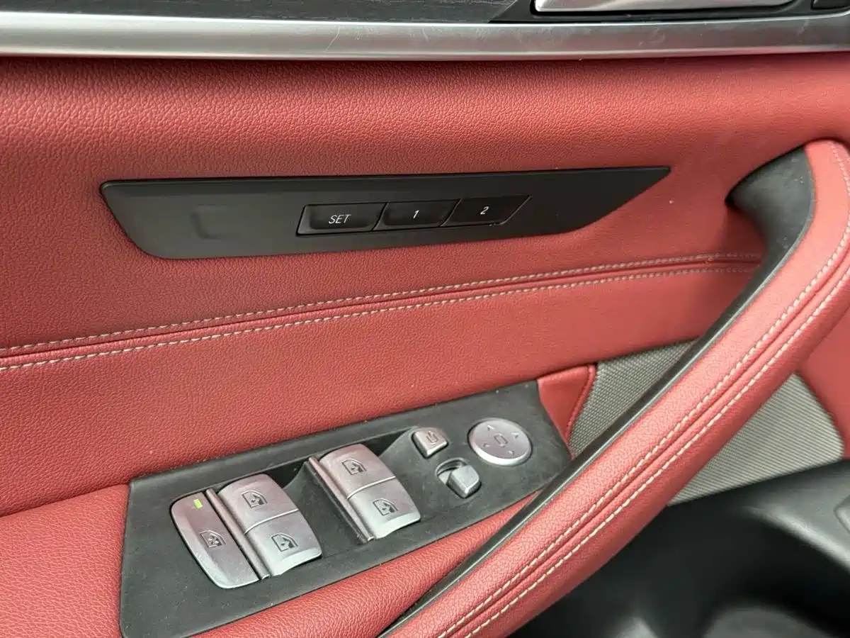 BMW 5 SERIES NEW ENERGY
