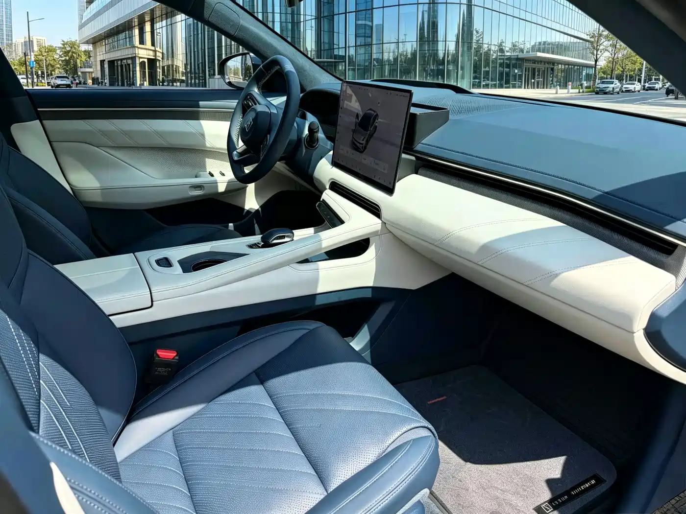 Zeekr 001 2025 WE Edition 95kWh AWD фото 11