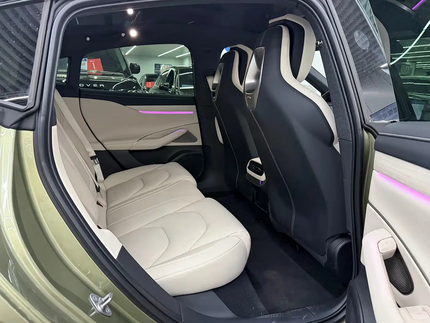 Xiaomi Auto Xiaomi SU7 2024 RWD Ultra Long Range Advanced Smart Driving Pro Edition фото 10