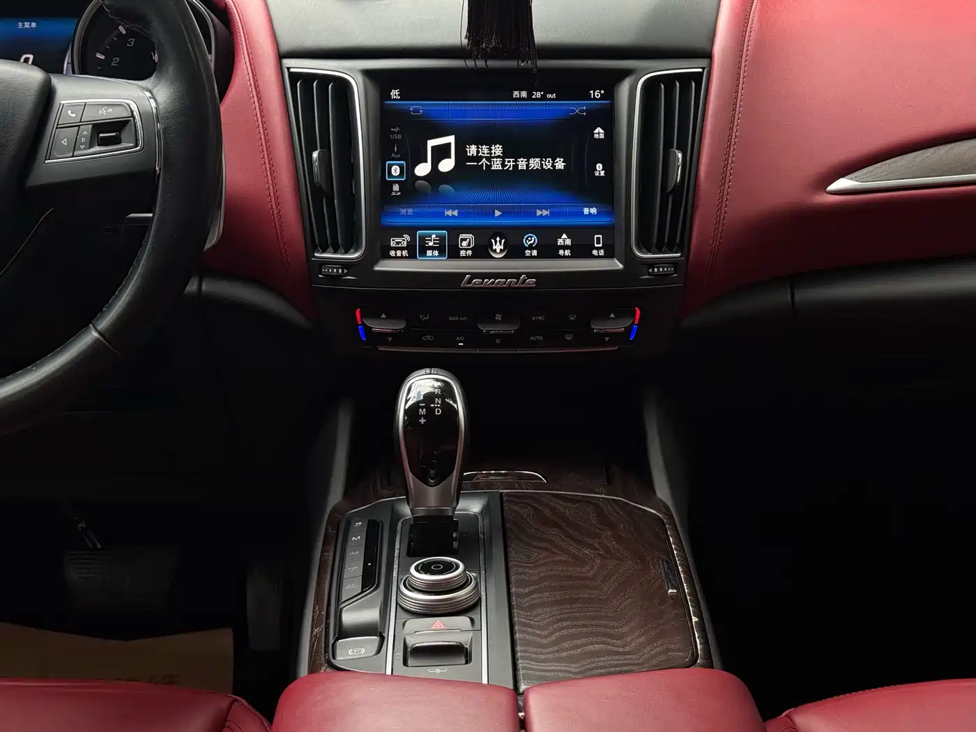 Фото 30 - Maserati Levante