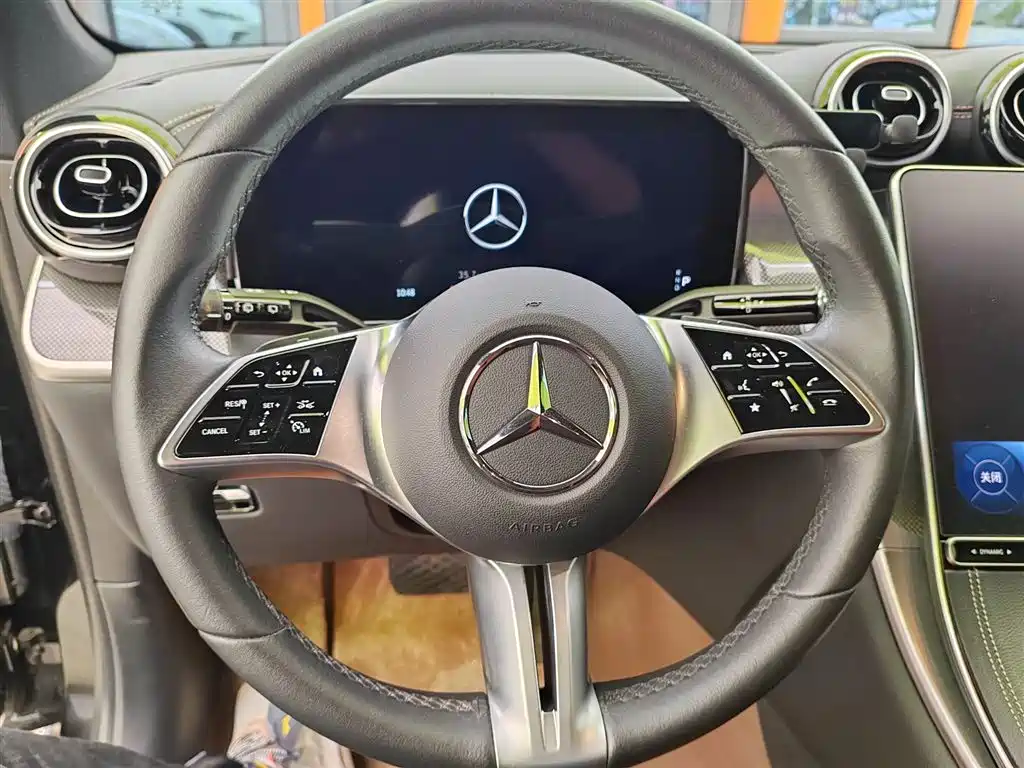 Mercedes-Benz GLC 2023 Facelift GLC 260 L 4MATIC Sport 5-Seater фото 12