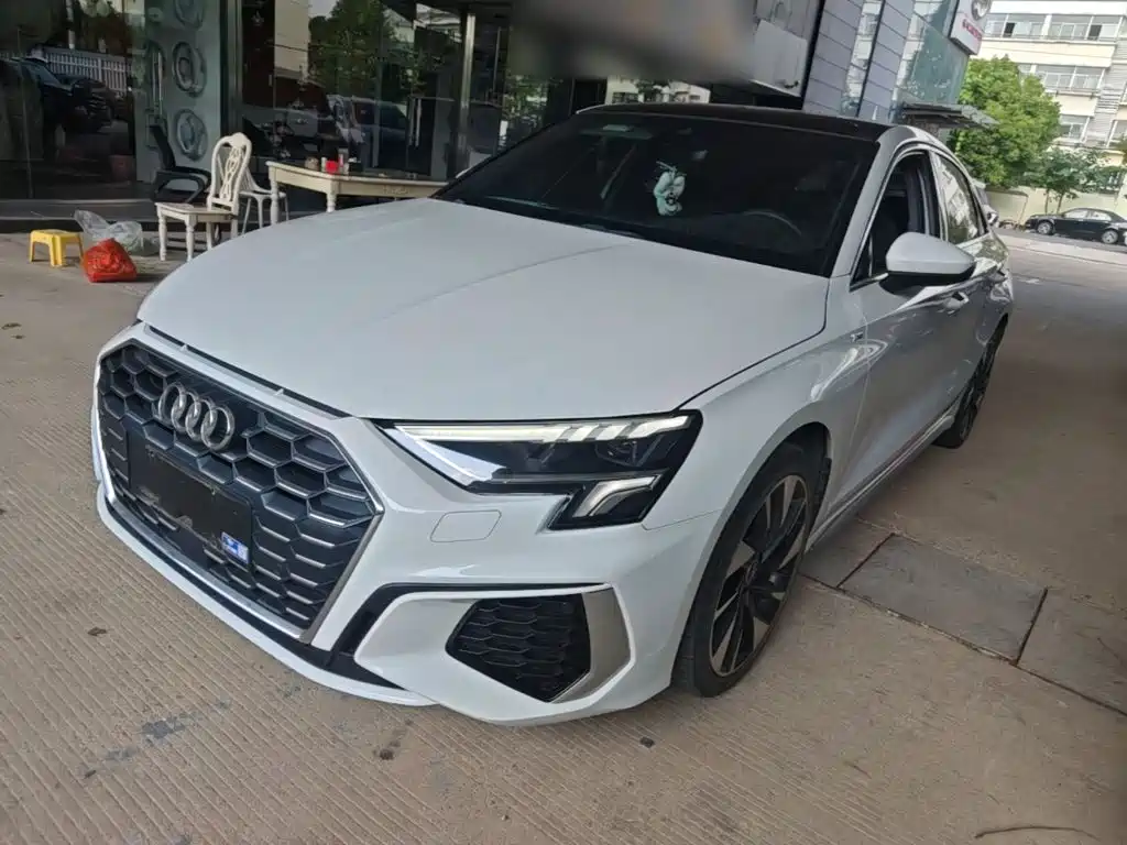 Фото 1 - Audi A3