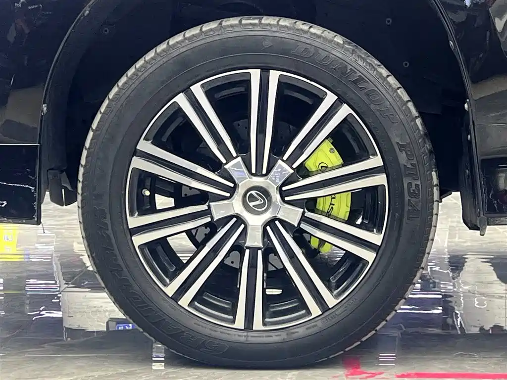 Lexus LX 2017 570 Prestige Luxury фото 5