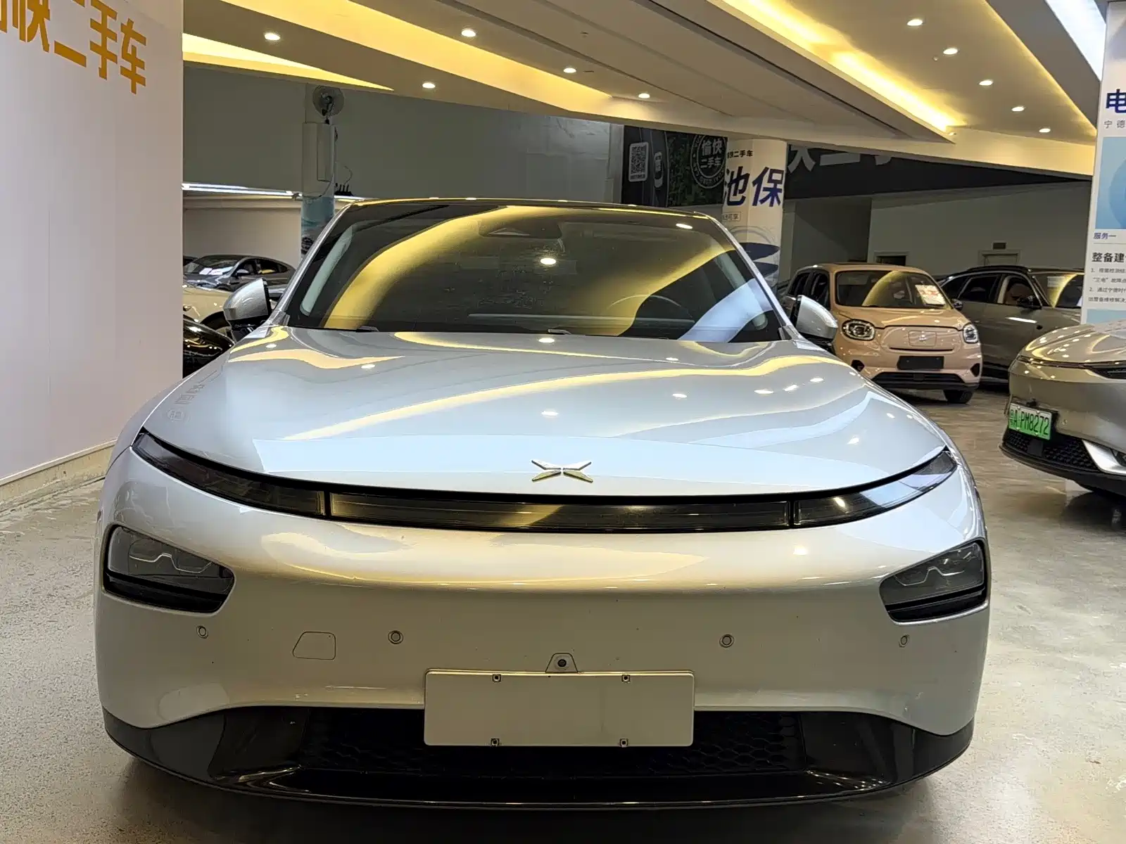 Фото 2 - XPeng P7
