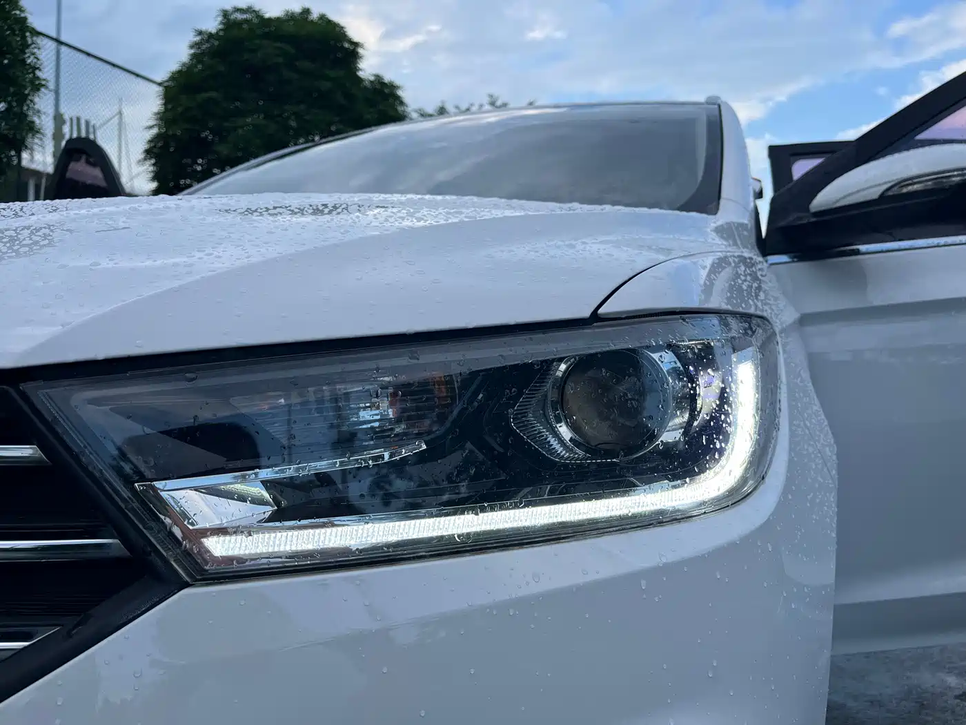 Baojun 360 2019 2018 1.5L Manual Luxury Model China V
