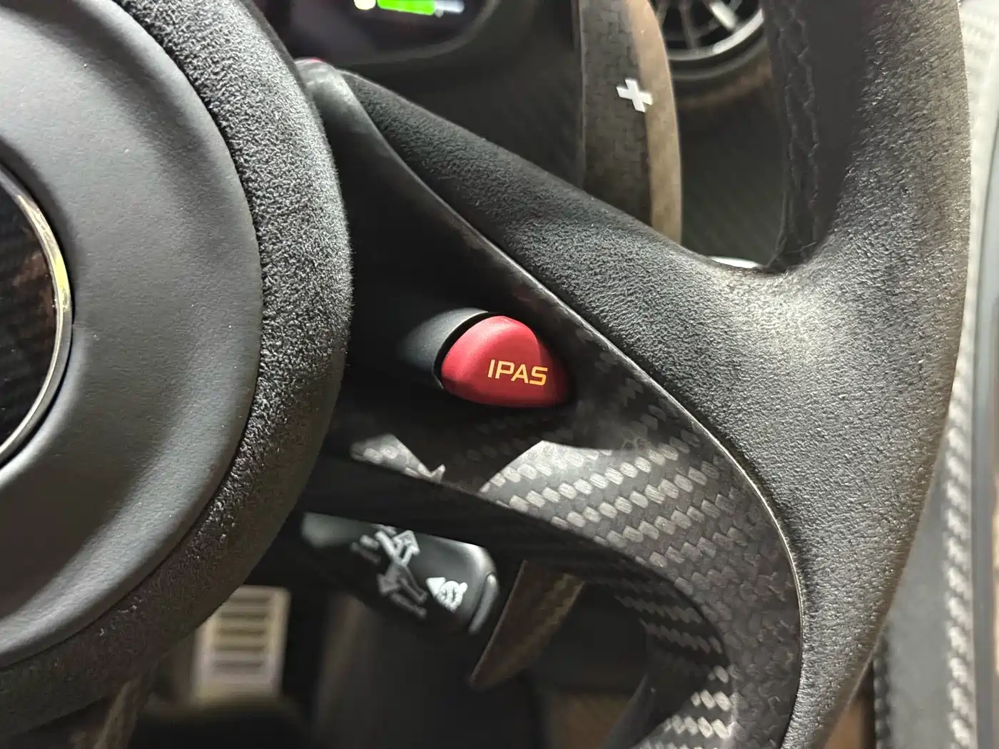 McLaren P1 2016 2014 3.8T Standard