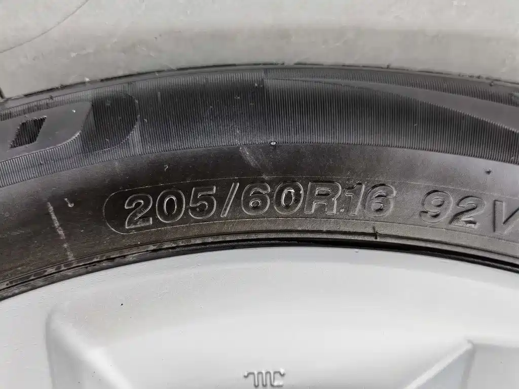 Suzuki SX4 2014 2013 1.6L Automatic Coolray