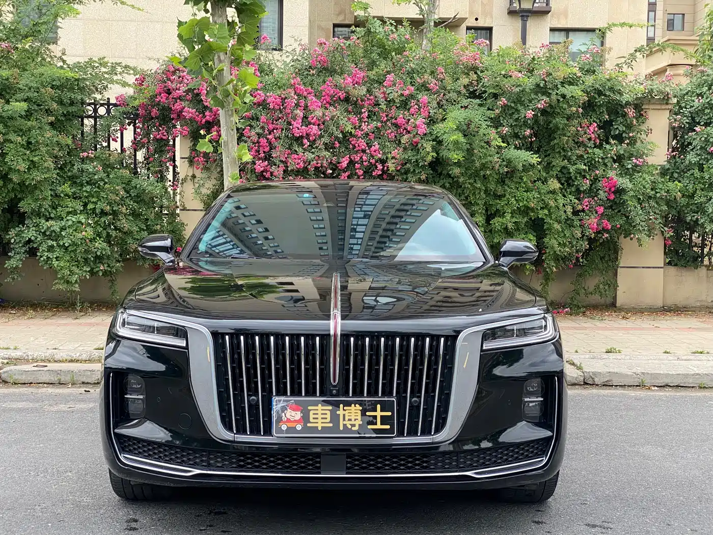 Hongqi H9 2020 2.0T Smart Connection Qi Chang Edition фото 2
