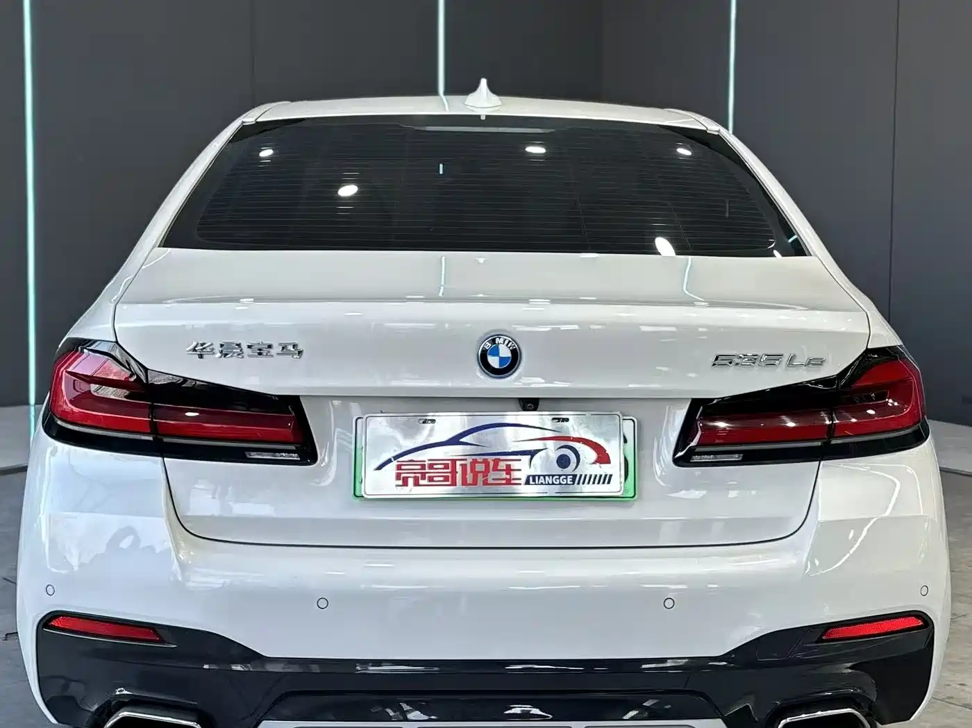 BMW 5 Series New Energy 2022 Model Facelift III 535Le Pioneer Edition M Sport Package фото 7