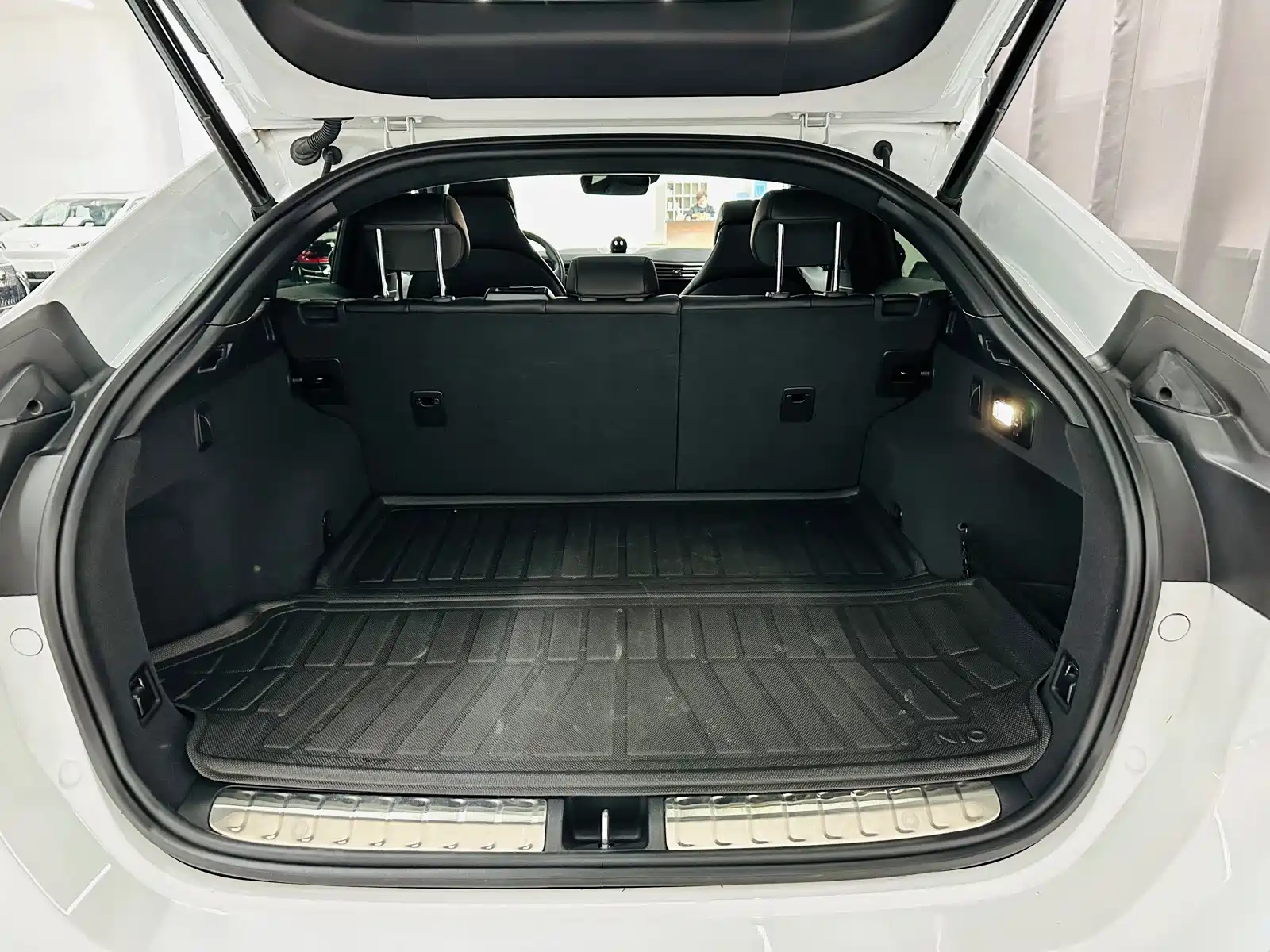 Фото 24 - NIO EC6