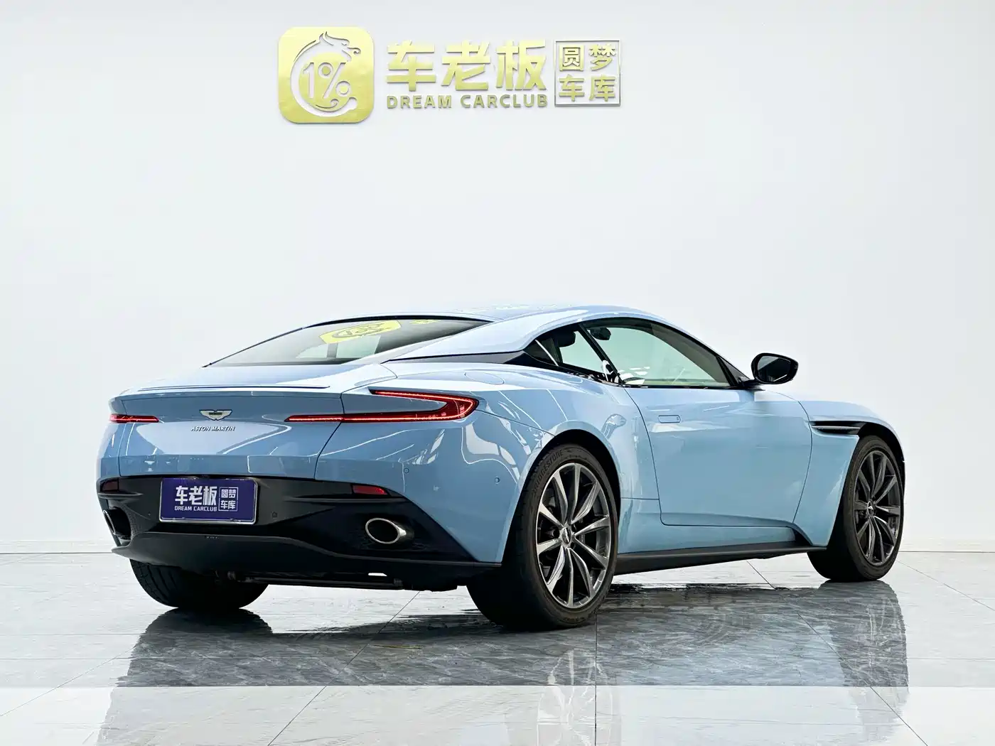 Aston Martin DB11 2020 2019 Model 4.0T V8 Coupe