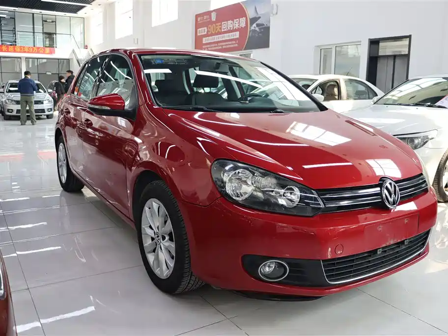 Volkswagen Golf 2012 1.6 Automatic Fashion Type фото 3